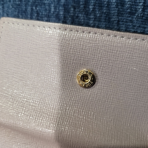 Furla Key Holder with the Box, card and Dust Bag.. Original - Picture 4 of 5